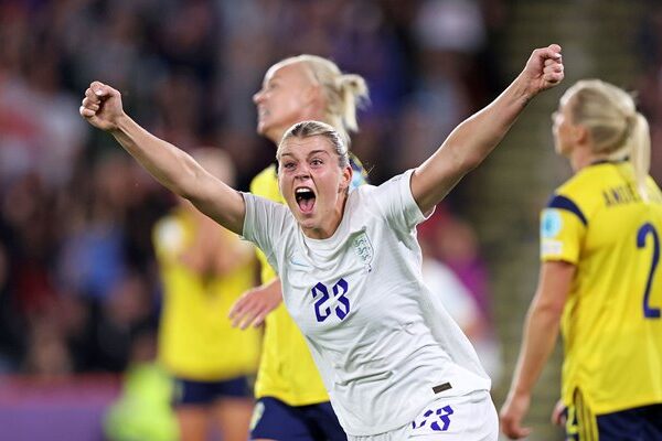 Alessia Russo England celebrates v Sweden Semi Final EURO 2022