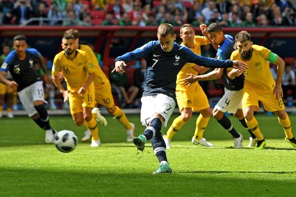 Antoine Griezmann France penalty v Australia World Cup 2018