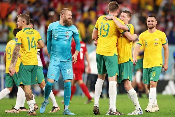 Australia players celebrate qualification from Group D World Cup Qatar 2022