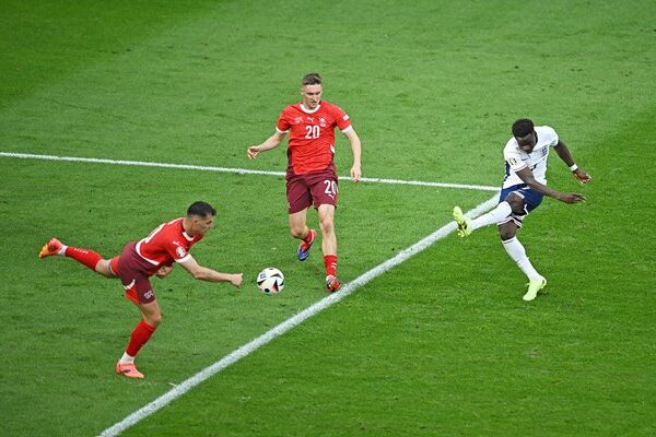 Bukayo Saka England scores late equaliser v Switzerland EURO 2024