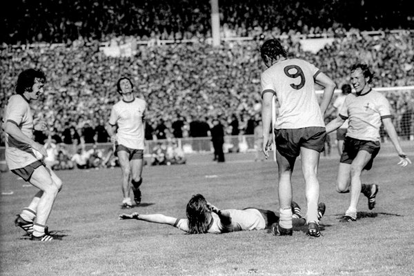 Charlie George FA Cup celebration