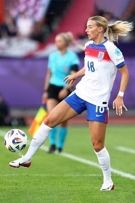 Chloe Kelly England in control v Netherlands Group D Women's EURO 2025
