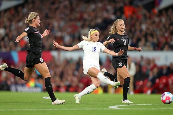 Chloe Kelly England v Sarah Puntigam Austria Women's EURO 2022