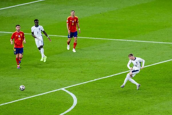 Cole Palmer England scores v Spain Final Berlin EURO 2024