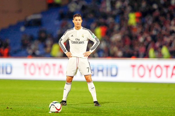 Cristiano Ronaldo Real Madrid free kick stance