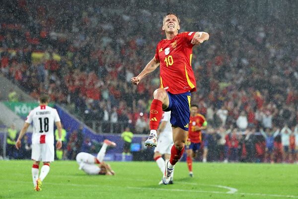 Dani Olmo Spain celebrates goal v Georgia Last 16 EURO 2024