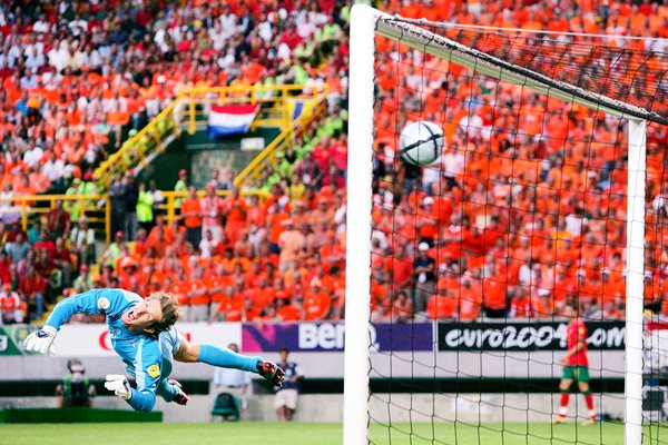 Edwin Van Der Sar of Holland