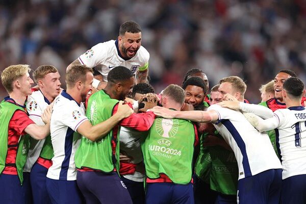 England celebrate Ollie Watkins winner v Netherlands Semi-Final Dortmund EURO 2024