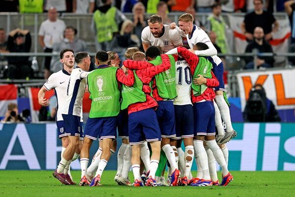England celebrate Ollie Watkins winning goal v Netherlands Semi-Final EURO 2024