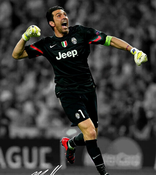 Gianluigi Buffon — Juventus Legend Poster