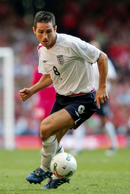 Frank Lampard on the ball