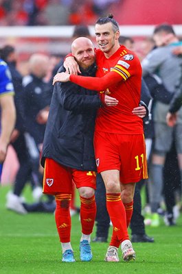 Gareth Bale celebrates with Jonny Williams Wales v Ukraine Cardiff 2022