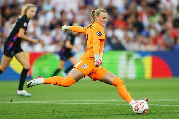 Hannah Hampton England v Italy Semi-Final Women's EURO 2025