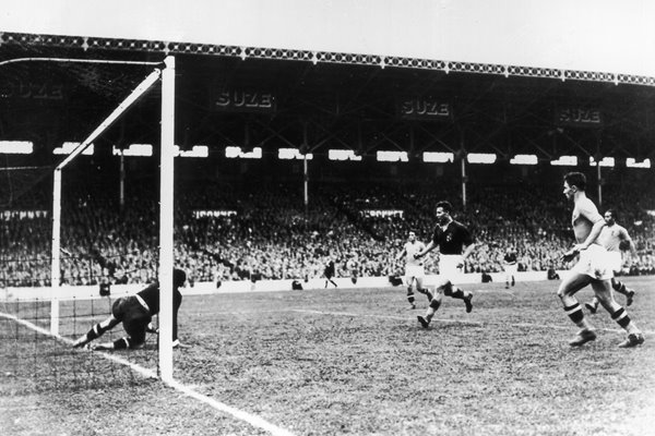 Italy v Hungary 1938 World Cup Final