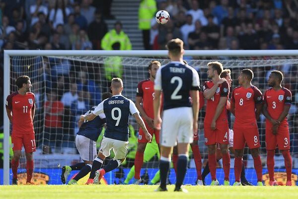 Leigh Griffiths Scotland scores v England Hampden Park 2017