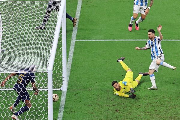 Lionel Messi Argentina scores World Cup Final 2022