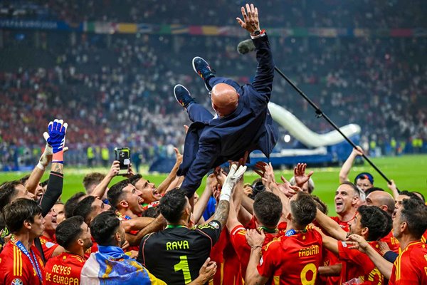 Luis de la Fuente Spain coach celebrates with players Final Berlin EURO 2024