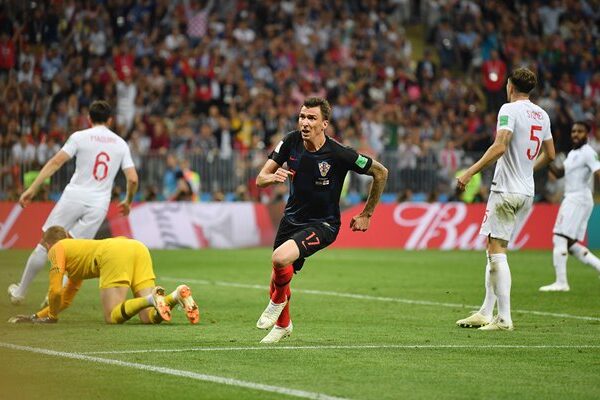 Mario Mandzukic Croatia scores v England World Cup 2018