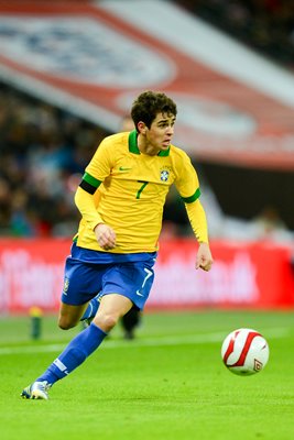 Oscar Brazil v England Wembley 2013