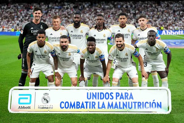 Real Madrid team line up v Real Betis Santiago Bernabeu La Liga 2024