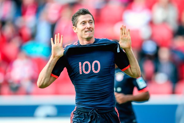 Robert Lewandowski Bayern München 100 Bundesliga goals