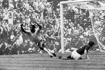 Pelé — 1970 World Cup Goal Celebration Poster