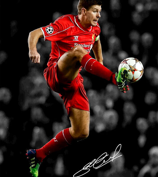Steven Gerrard — Liverpool Action Poster